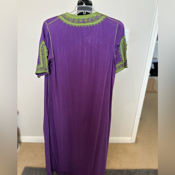 Gorgeous Moroccan women caftan purple and green, handmade. Size 14. Preowned. - Picture 7 of 7